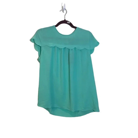 Gibsonlook X Fall Refresh Fancy Ashley Woven Scallop Top - Picture 3 of 7